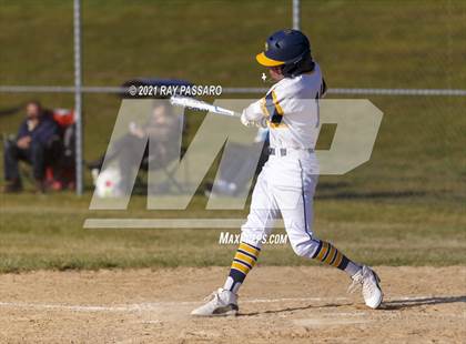 Thumbnail 2 in Shoreham Wading River vs Center Moriches photogallery.