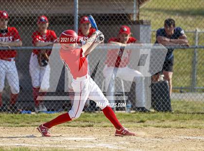 Thumbnail 3 in Shoreham Wading River vs Center Moriches photogallery.