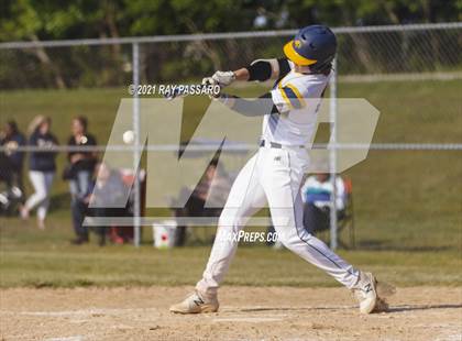 Thumbnail 2 in Shoreham Wading River vs Center Moriches photogallery.