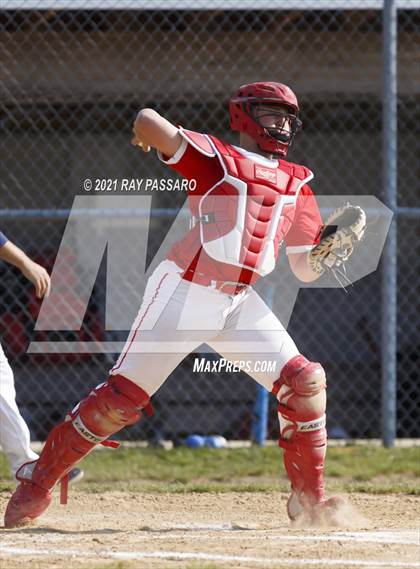 Thumbnail 2 in Shoreham Wading River vs Center Moriches photogallery.