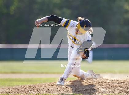 Thumbnail 2 in Shoreham Wading River vs Center Moriches photogallery.