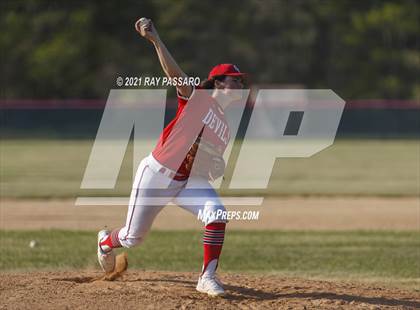 Thumbnail 2 in Shoreham Wading River vs Center Moriches photogallery.