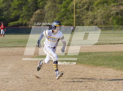 Thumbnail 2 in Shoreham Wading River vs Center Moriches photogallery.