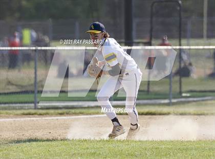 Thumbnail 1 in Shoreham Wading River vs Center Moriches photogallery.
