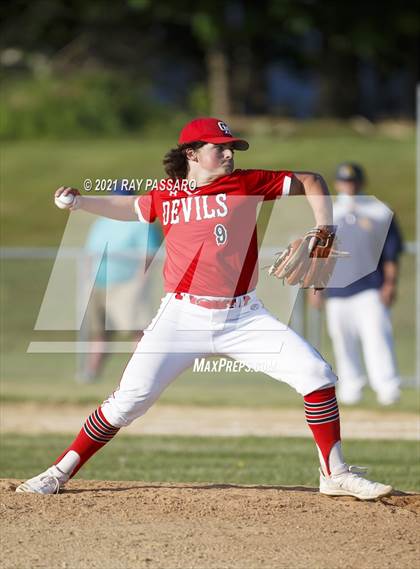 Thumbnail 3 in Shoreham Wading River vs Center Moriches photogallery.