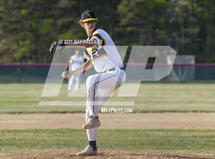 Thumbnail 3 in Shoreham Wading River vs Center Moriches photogallery.