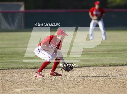 Thumbnail 3 in Shoreham Wading River vs Center Moriches photogallery.
