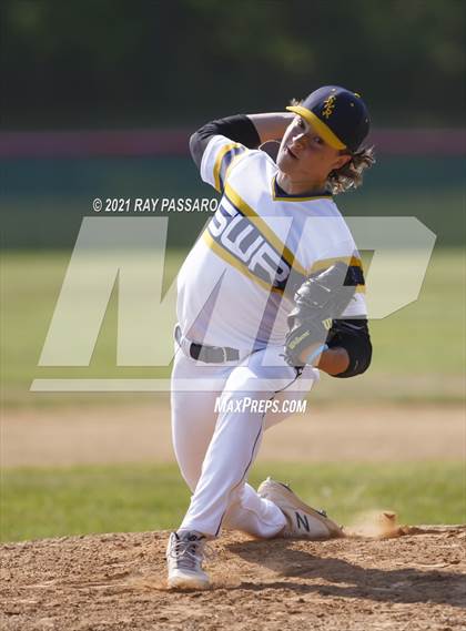 Thumbnail 1 in Shoreham Wading River vs Center Moriches photogallery.