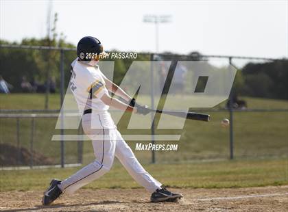 Thumbnail 3 in Shoreham Wading River vs Center Moriches photogallery.