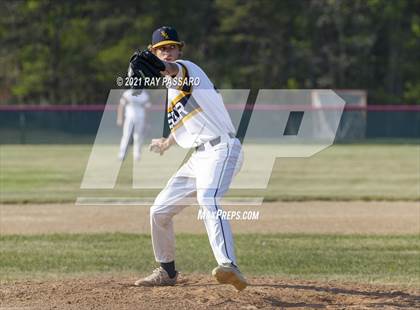 Thumbnail 2 in Shoreham Wading River vs Center Moriches photogallery.