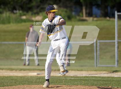 Thumbnail 3 in Shoreham Wading River vs Center Moriches photogallery.