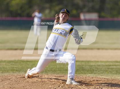 Thumbnail 3 in Shoreham Wading River vs Center Moriches photogallery.