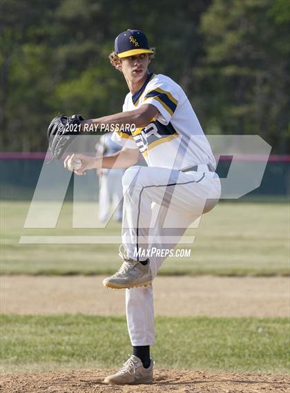 Thumbnail 2 in Shoreham Wading River vs Center Moriches photogallery.