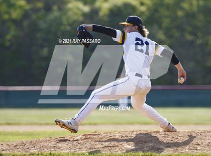 Thumbnail 3 in Shoreham Wading River vs Center Moriches photogallery.