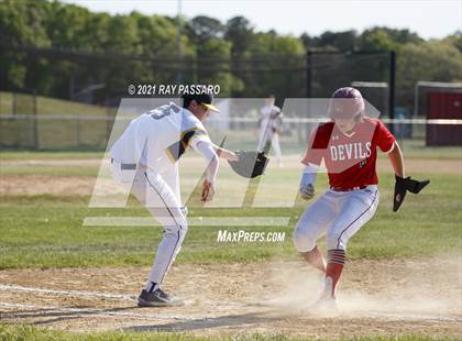 Thumbnail 3 in Shoreham Wading River vs Center Moriches photogallery.