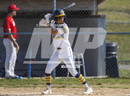 Thumbnail 2 in Shoreham Wading River vs Center Moriches photogallery.