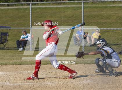 Thumbnail 3 in Shoreham Wading River vs Center Moriches photogallery.