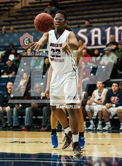 Thumbnail 3 in Modesto Christian vs. Newark Memorial (MaxPreps MLK Classic) photogallery.