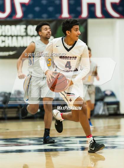 Thumbnail 2 in Modesto Christian vs. Newark Memorial (MaxPreps MLK Classic) photogallery.