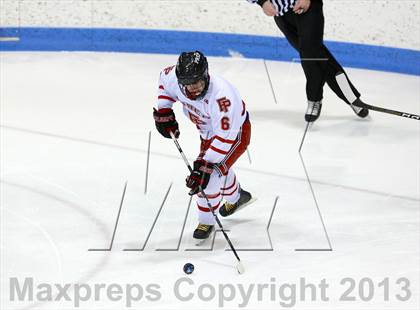Thumbnail 2 in Fairfield Prep vs Hamden (CIAC Division I Quarterfinal) photogallery.
