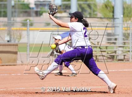 Thumbnail 1 in Mountain View vs Sabino (Tucson Badger Invitational) photogallery.