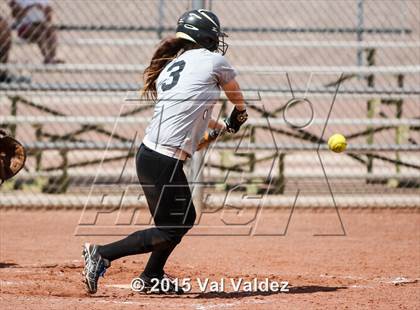 Thumbnail 3 in Mountain View vs Sabino (Tucson Badger Invitational) photogallery.