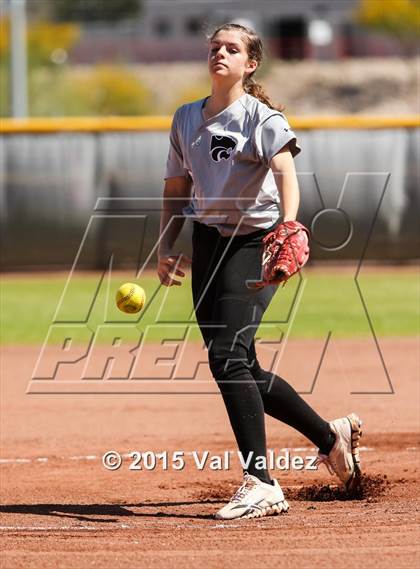 Thumbnail 2 in Mountain View vs Sabino (Tucson Badger Invitational) photogallery.