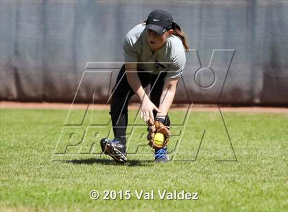 Thumbnail 1 in Mountain View vs Sabino (Tucson Badger Invitational) photogallery.