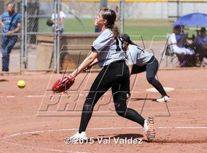 Thumbnail 2 in Mountain View vs Sabino (Tucson Badger Invitational) photogallery.