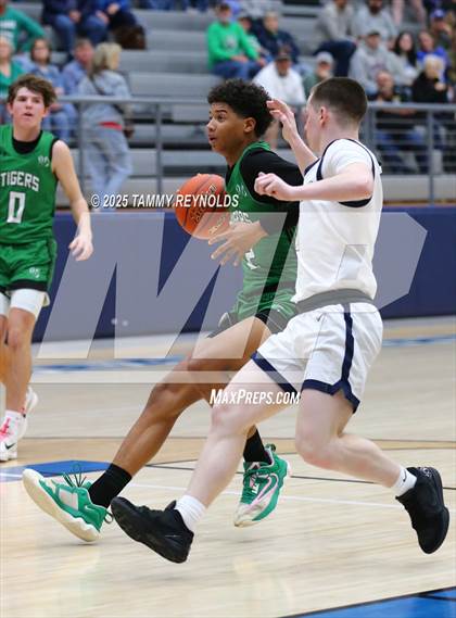 Thumbnail 2 in May @ Perrin-Whitt (UIL 1A D1 Basketball Semi-Regional) photogallery.