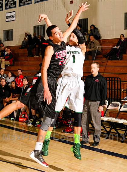 Thumbnail 3 in D'Evelyn vs. Rangeview (Ralston Roundup) photogallery.