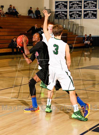 Thumbnail 1 in D'Evelyn vs. Rangeview (Ralston Roundup) photogallery.