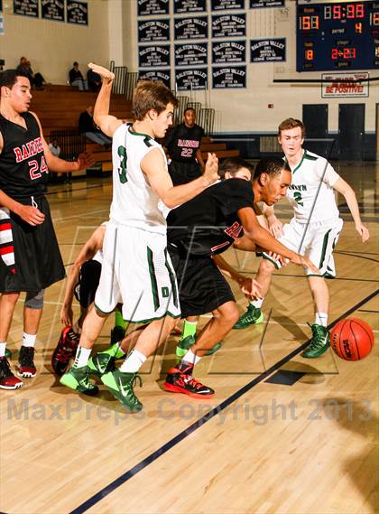 Thumbnail 2 in D'Evelyn vs. Rangeview (Ralston Roundup) photogallery.