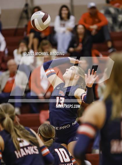 Thumbnail 1 in Hardin-Jefferson vs Bridge City (UIL Volleyball 4A Division II Area Playoff) photogallery.
