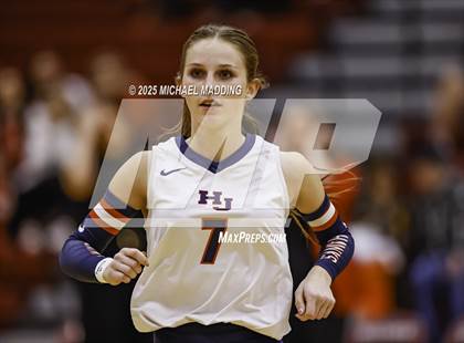 Thumbnail 2 in Hardin-Jefferson vs Bridge City (UIL Volleyball 4A Division II Area Playoff) photogallery.