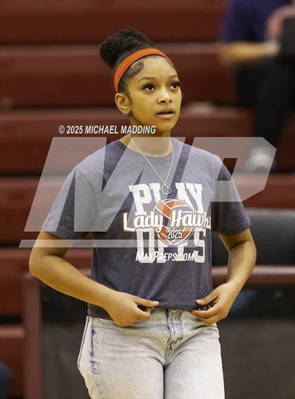Thumbnail 1 in Hardin-Jefferson vs Bridge City (UIL Volleyball 4A Division II Area Playoff) photogallery.