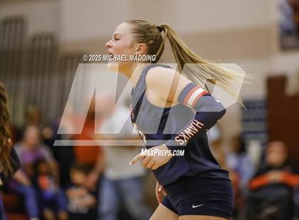 Thumbnail 2 in Hardin-Jefferson vs Bridge City (UIL Volleyball 4A Division II Area Playoff) photogallery.