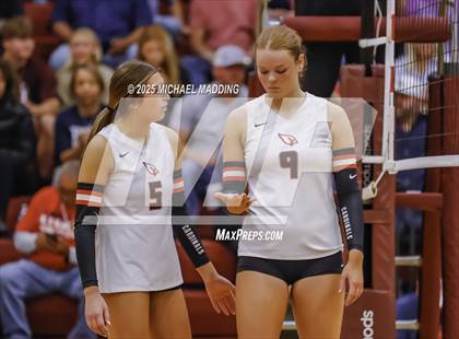 Thumbnail 3 in Hardin-Jefferson vs Bridge City (UIL Volleyball 4A Division II Area Playoff) photogallery.