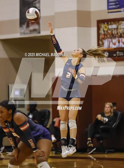 Thumbnail 3 in Hardin-Jefferson vs Bridge City (UIL Volleyball 4A Division II Area Playoff) photogallery.