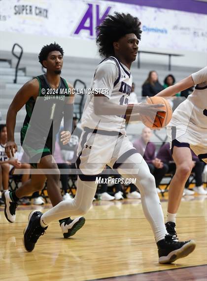 Thumbnail 2 in Southwest Guilford @ Ardrey Kell (NCHSAA 4A Round 1) photogallery.