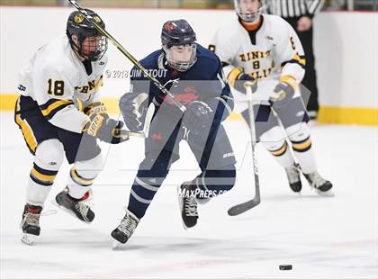 Thumbnail 2 in Kent vs. Trinity-Pawling (Avon Christmas Classic) photogallery.