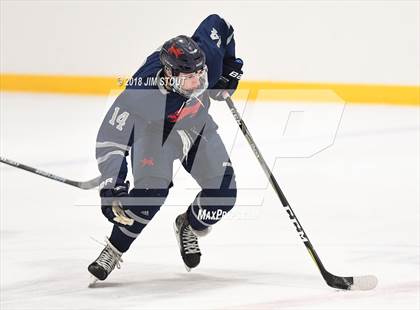 Thumbnail 2 in Kent vs. Trinity-Pawling (Avon Christmas Classic) photogallery.