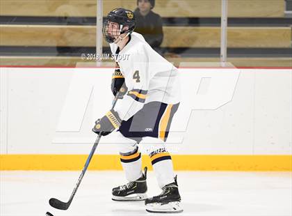 Thumbnail 1 in Kent vs. Trinity-Pawling (Avon Christmas Classic) photogallery.