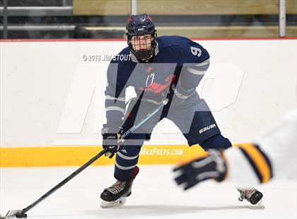 Thumbnail 1 in Kent vs. Trinity-Pawling (Avon Christmas Classic) photogallery.