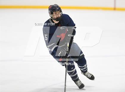 Thumbnail 2 in Kent vs. Trinity-Pawling (Avon Christmas Classic) photogallery.