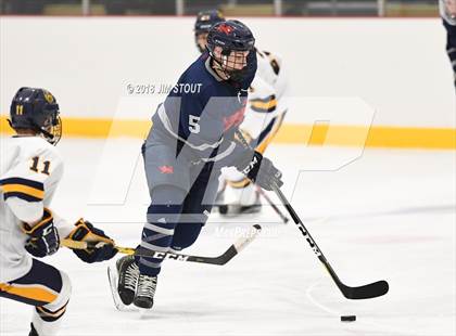Thumbnail 1 in Kent vs. Trinity-Pawling (Avon Christmas Classic) photogallery.