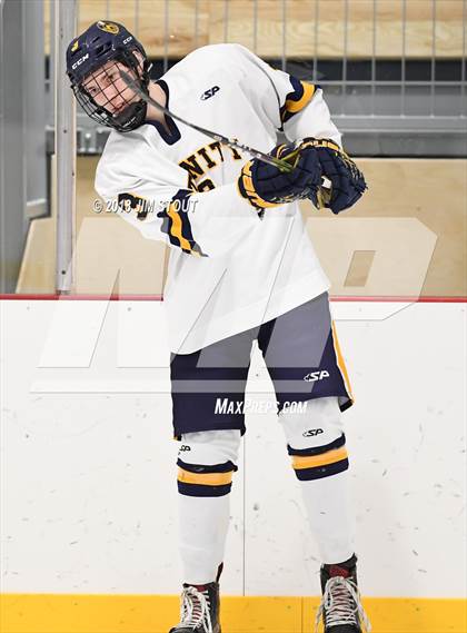 Thumbnail 3 in Kent vs. Trinity-Pawling (Avon Christmas Classic) photogallery.