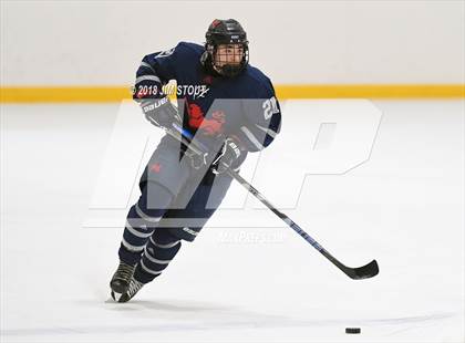 Thumbnail 1 in Kent vs. Trinity-Pawling (Avon Christmas Classic) photogallery.