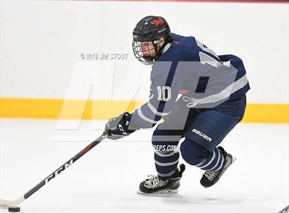 Thumbnail 2 in Kent vs. Trinity-Pawling (Avon Christmas Classic) photogallery.