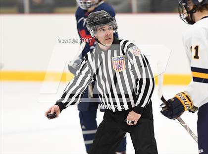 Thumbnail 3 in Kent vs. Trinity-Pawling (Avon Christmas Classic) photogallery.